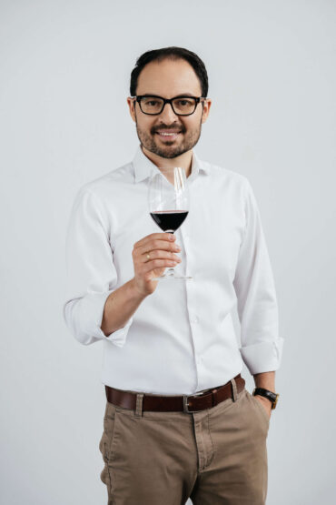 Adam Pawłowski Master Sommelier